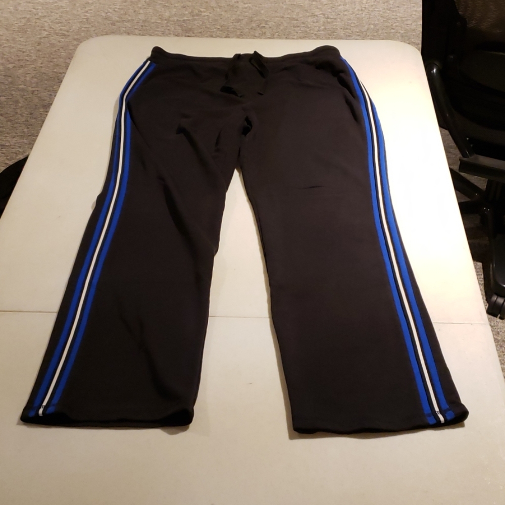 Womans size L comfortable pants